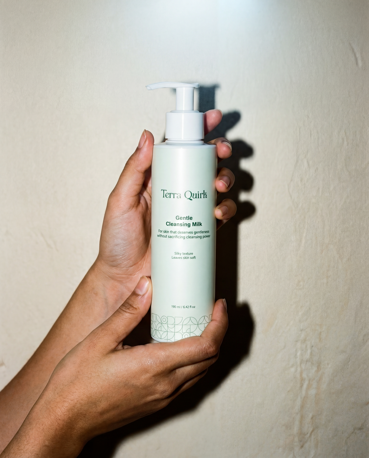 Gentle Cleansing Milk (Lipid-Replenishing)
