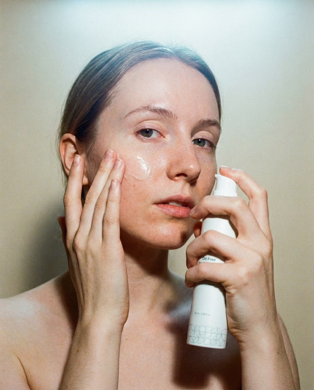 Oil-Free Hydrating Gel (Aloe-Based)