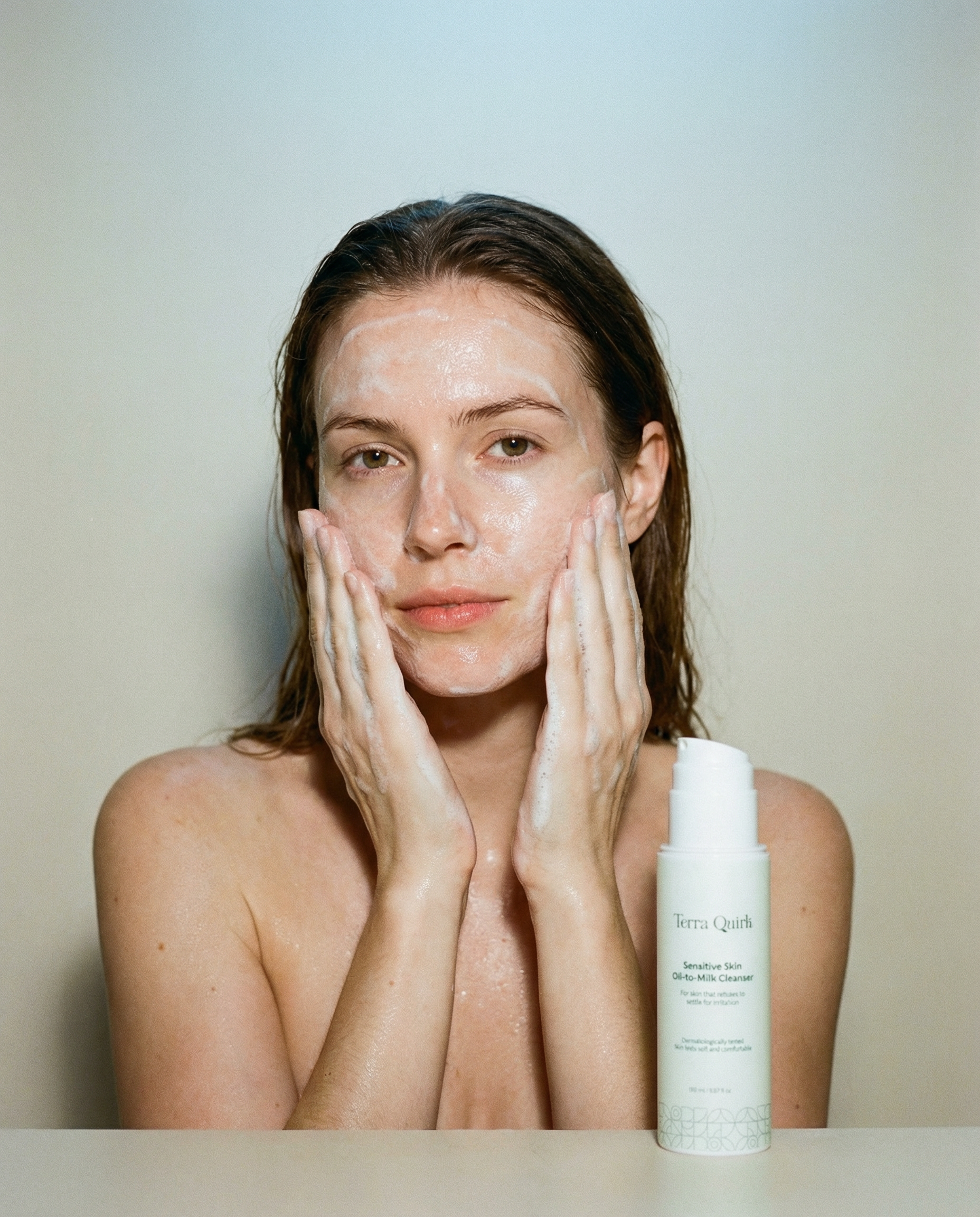 Sensitive Skin Oil-To-Milk Cleanser